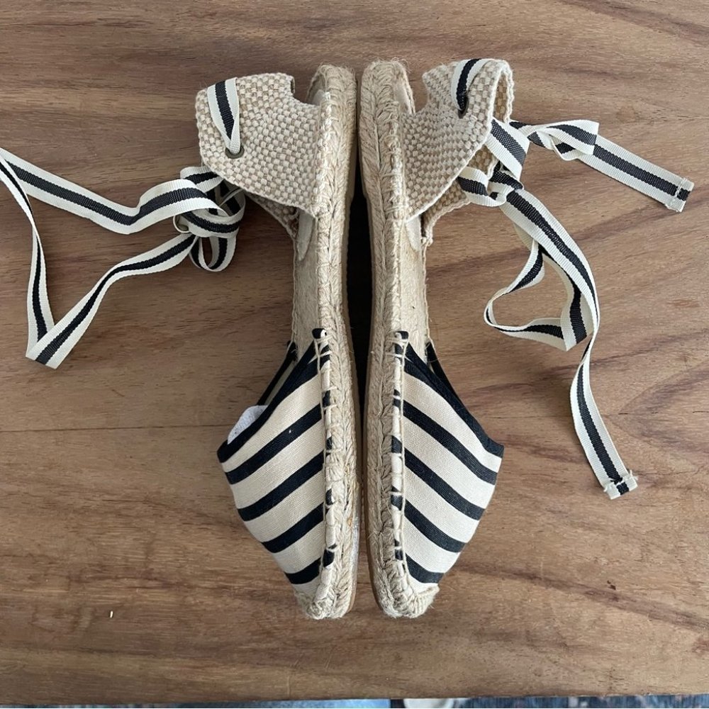 ❌SOLD❌SOLUDOS Lace-up flat espadrille shoes black cream stripe nautical size 7.5 - Picture 6 of 12